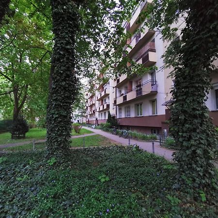 Na Muranowie - Mieszkanie Z Historia I In Muranow - A Flat With Warsaw History Exterior foto