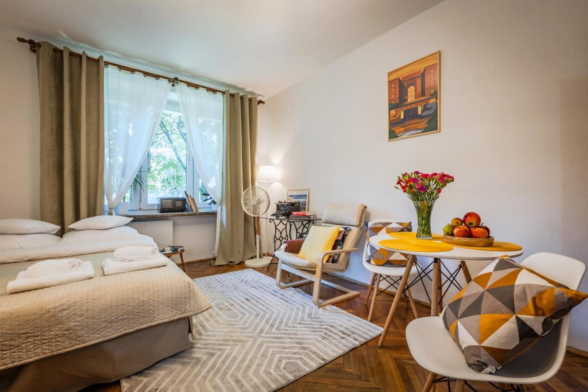 Na Muranowie - Mieszkanie Z Historia I In Muranow - A Flat With Warsaw History Exterior foto